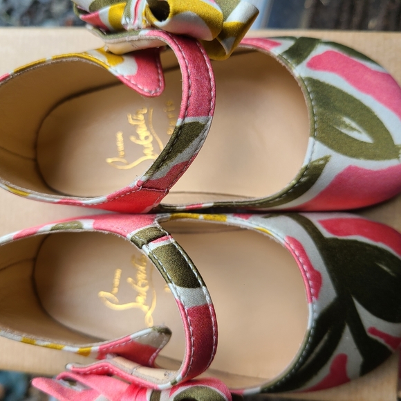 COPY - Infant Christian Louboutin sold out worldwide..only a few sold - Picture 5 of 6